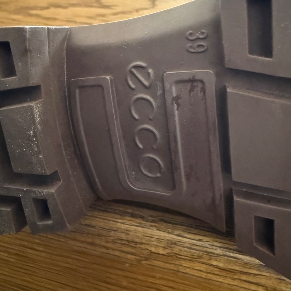 ECCO Modtray Ankle Boot in cognac/ brown leather 39/9/8.5 NWOT - Picture 8 of 14